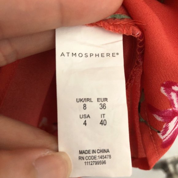 Atmosphere Off the Shoulder Smocked Red Orange Floral Top 4 - Picture 7 of 8